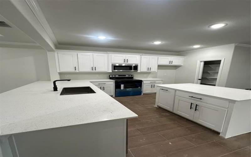 5741 Black Pine Circle, Granbury, TX 76048, 3 Habitaciones Habitaciones , ,2 BañosBaños,Residential,En Venta,5741 Black Pine Circle,20793981