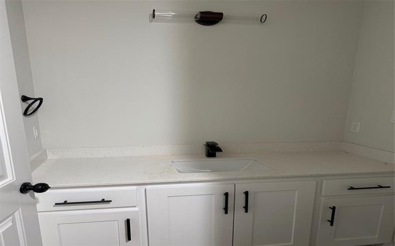 5741 Black Pine Circle, Granbury, TX 76048, 3 Habitaciones Habitaciones , ,2 BañosBaños,Residential,En Venta,5741 Black Pine Circle,20793981