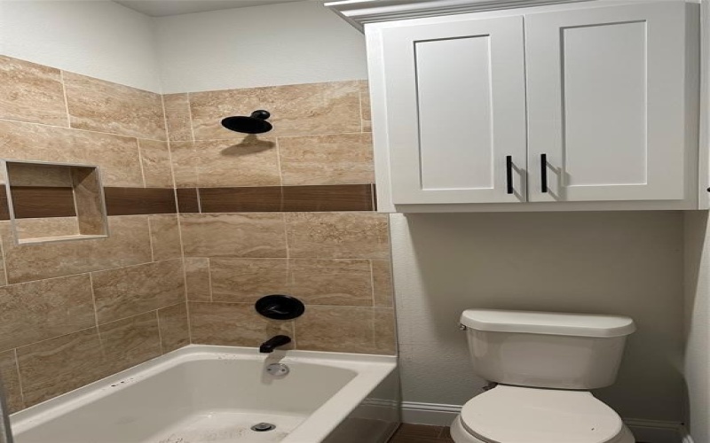 5741 Black Pine Circle, Granbury, TX 76048, 3 Habitaciones Habitaciones , ,2 BañosBaños,Residential,En Venta,5741 Black Pine Circle,20793981