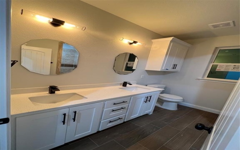 5741 Black Pine Circle, Granbury, TX 76048, 3 Habitaciones Habitaciones , ,2 BañosBaños,Residential,En Venta,5741 Black Pine Circle,20793981