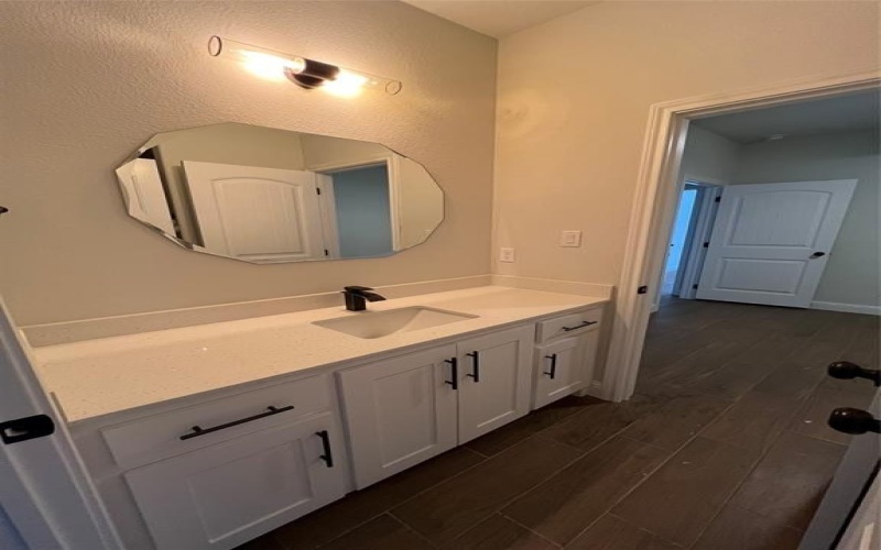 5741 Black Pine Circle, Granbury, TX 76048, 3 Habitaciones Habitaciones , ,2 BañosBaños,Residential,En Venta,5741 Black Pine Circle,20793981