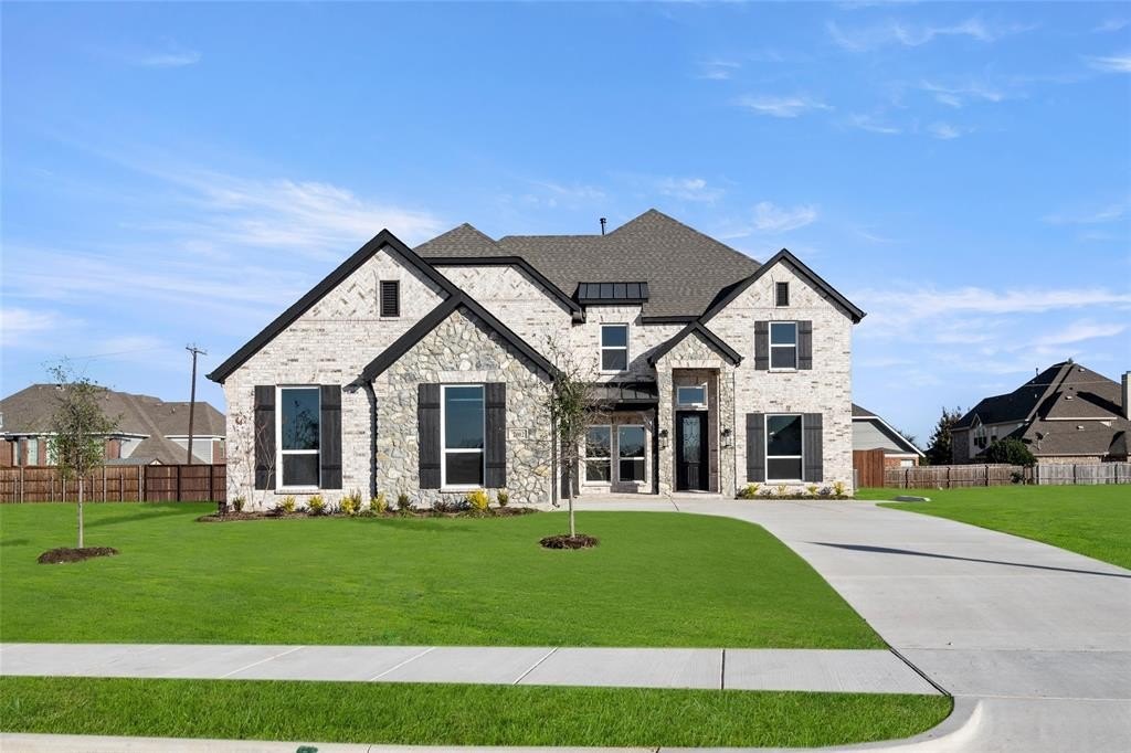 2002 Whisperwood Way, Midlothian, TX 76065, 5 Bedrooms Bedrooms, ,5 BathroomsBathrooms,Residential,For Sale,2002 Whisperwood Way,20751366