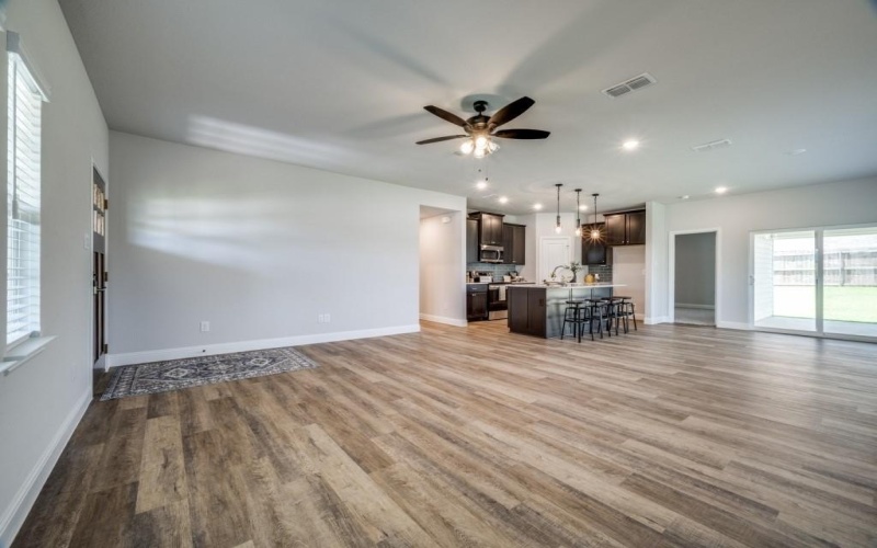 4200 Baccarat Lane, Sanger, TX 76266, 3 Bedrooms Bedrooms, ,2 BathroomsBathrooms,Residential,For Sale,4200 Baccarat Lane,20802107