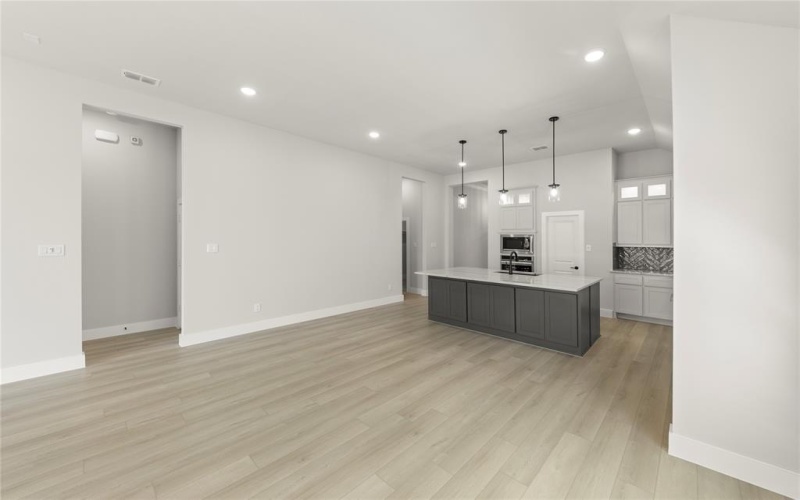 13732 Riola Drive, Little Elm, TX 75068, 4 Bedrooms Bedrooms, ,3 BathroomsBathrooms,Residential,For Sale,13732 Riola Drive,20814832