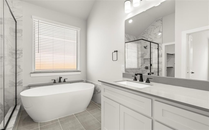 13732 Riola Drive, Little Elm, TX 75068, 4 Bedrooms Bedrooms, ,3 BathroomsBathrooms,Residential,For Sale,13732 Riola Drive,20814832