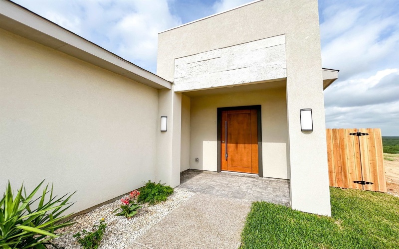9980 Grotto Dr., Laredo, TX 78045, 3 Habitaciones Habitaciones , ,2 BañosBaños,Residential,En Venta,9980 Grotto Dr.,20252048