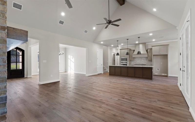 4028 Pinnacle Ridge, Granbury, TX 76049, 3 Bedrooms Bedrooms, ,3 BathroomsBathrooms,Residential,For Sale,4028 Pinnacle Ridge,20473207