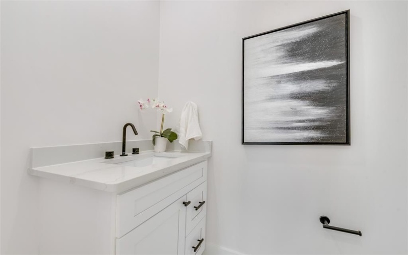3919 Furey Street, Dallas, TX 75212, 4 Bedrooms Bedrooms, ,2 BathroomsBathrooms,Residential,For Sale,3919 Furey Street,20799430
