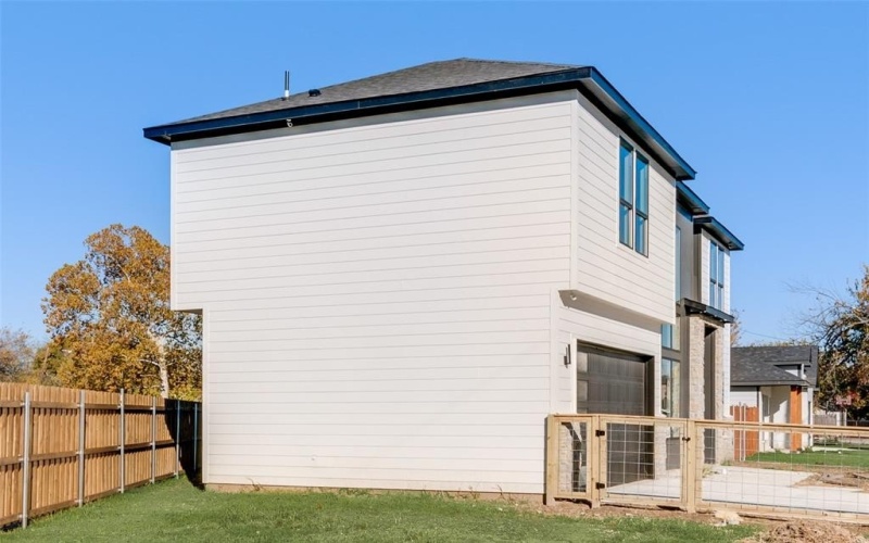 3919 Furey Street, Dallas, TX 75212, 4 Bedrooms Bedrooms, ,2 BathroomsBathrooms,Residential,For Sale,3919 Furey Street,20799430