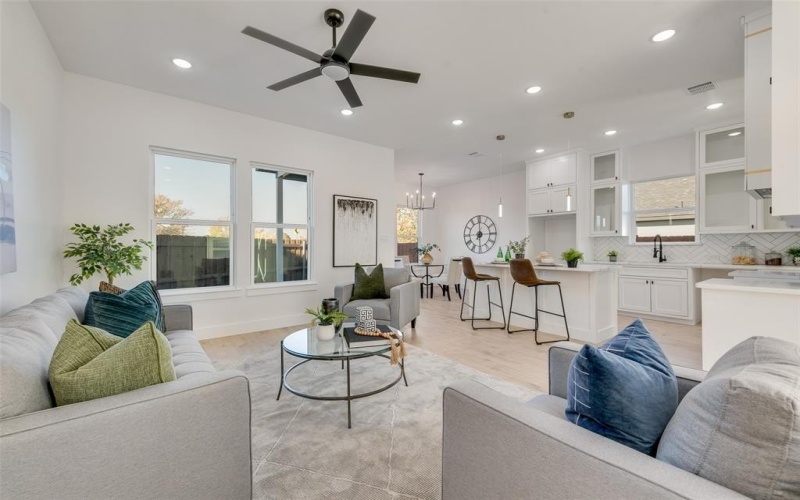 3919 Furey Street, Dallas, TX 75212, 4 Bedrooms Bedrooms, ,2 BathroomsBathrooms,Residential,For Sale,3919 Furey Street,20799430
