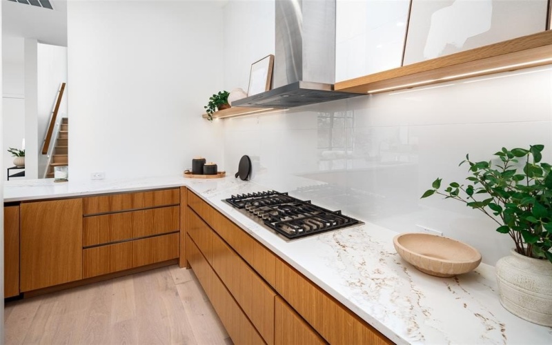 610 N Oak Cliff Boulevard #207, Dallas, TX 75208, 3 Bedrooms Bedrooms, ,3 BathroomsBathrooms,Residential,For Sale,610 N Oak Cliff Boulevard,20790709