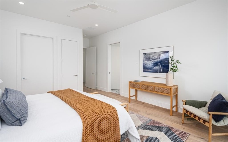 610 N Oak Cliff Boulevard #207, Dallas, TX 75208, 3 Bedrooms Bedrooms, ,3 BathroomsBathrooms,Residential,For Sale,610 N Oak Cliff Boulevard,20790709