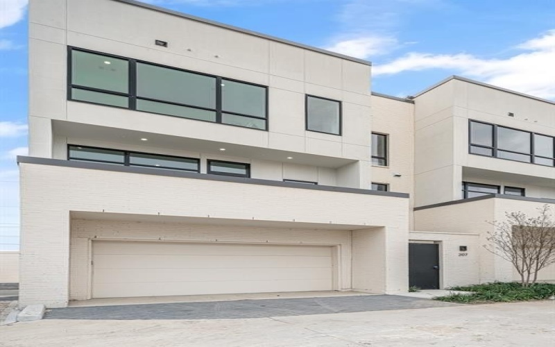 610 N Oak Cliff Boulevard #207, Dallas, TX 75208, 3 Bedrooms Bedrooms, ,3 BathroomsBathrooms,Residential,For Sale,610 N Oak Cliff Boulevard,20790709
