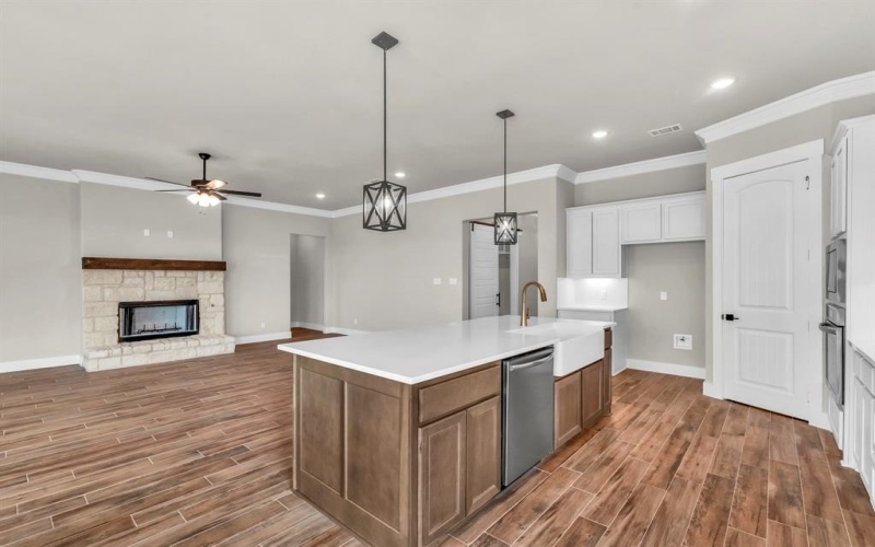 4245 Old Springtown Road, Weatherford, TX 76082, 4 Habitaciones Habitaciones , ,3 BañosBaños,Residential,En Venta,4245 Old Springtown Road,20878043