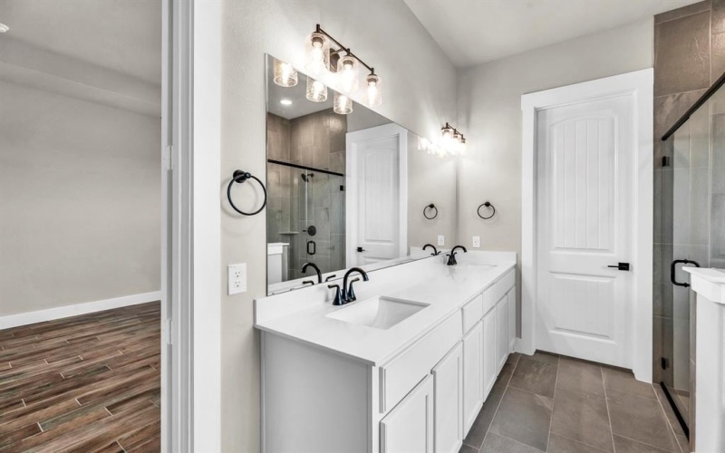 4245 Old Springtown Road, Weatherford, TX 76082, 4 Habitaciones Habitaciones , ,3 BañosBaños,Residential,En Venta,4245 Old Springtown Road,20878043