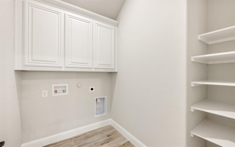 3421 Nightingale Lane, Midlothian, TX 76065, 3 Bedrooms Bedrooms, ,2 BathroomsBathrooms,Residential,For Sale,3421 Nightingale Lane,20844043