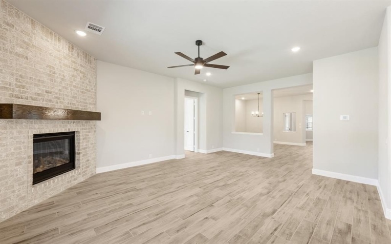3421 Nightingale Lane, Midlothian, TX 76065, 3 Bedrooms Bedrooms, ,2 BathroomsBathrooms,Residential,For Sale,3421 Nightingale Lane,20844043