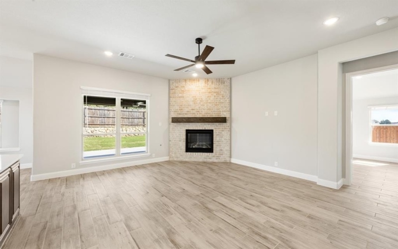 3421 Nightingale Lane, Midlothian, TX 76065, 3 Bedrooms Bedrooms, ,2 BathroomsBathrooms,Residential,For Sale,3421 Nightingale Lane,20844043