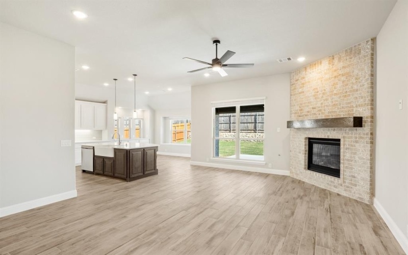 3421 Nightingale Lane, Midlothian, TX 76065, 3 Bedrooms Bedrooms, ,2 BathroomsBathrooms,Residential,For Sale,3421 Nightingale Lane,20844043