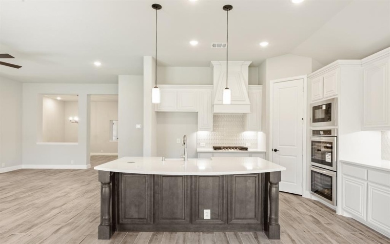 3421 Nightingale Lane, Midlothian, TX 76065, 3 Bedrooms Bedrooms, ,2 BathroomsBathrooms,Residential,For Sale,3421 Nightingale Lane,20844043