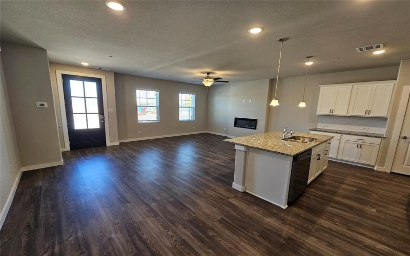 1504 Solterra Boulevard, Mesquite, TX 75181, 3 Bedrooms Bedrooms, ,2 BathroomsBathrooms,Residential,For Sale,1504 Solterra Boulevard,20868992