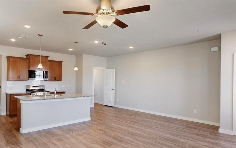 1512 Solterra Boulevard, Mesquite, TX 75181, 3 Bedrooms Bedrooms, ,2 BathroomsBathrooms,Residential,For Sale,1512 Solterra Boulevard,20869724