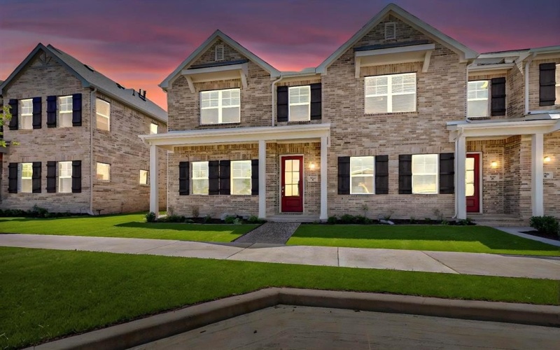 1512 Solterra Boulevard, Mesquite, TX 75181, 3 Bedrooms Bedrooms, ,2 BathroomsBathrooms,Residential,For Sale,1512 Solterra Boulevard,20869724