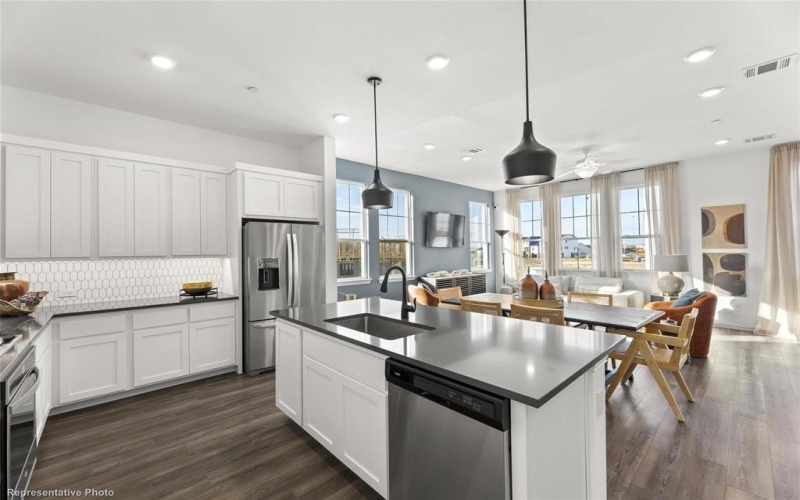 4300 Henderson Avenue, North Richland Hills, TX 76180, 4 Habitaciones Habitaciones , ,3 BañosBaños,Residential,En Venta,4300 Henderson Avenue,20825200