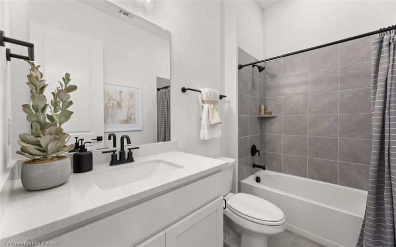 4300 Henderson Avenue, North Richland Hills, TX 76180, 4 Habitaciones Habitaciones , ,3 BañosBaños,Residential,En Venta,4300 Henderson Avenue,20825200