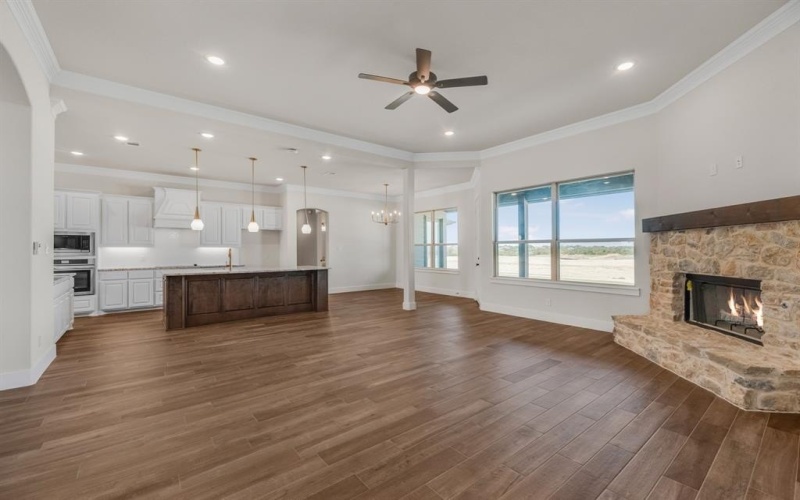 4117 Old Springtown Road, Weatherford, TX 76085, 4 Bedrooms Bedrooms, ,3 BathroomsBathrooms,Residential,For Sale,4117 Old Springtown Road,20885360