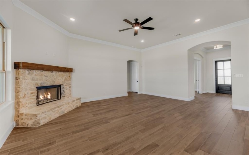4117 Old Springtown Road, Weatherford, TX 76085, 4 Bedrooms Bedrooms, ,3 BathroomsBathrooms,Residential,For Sale,4117 Old Springtown Road,20885360
