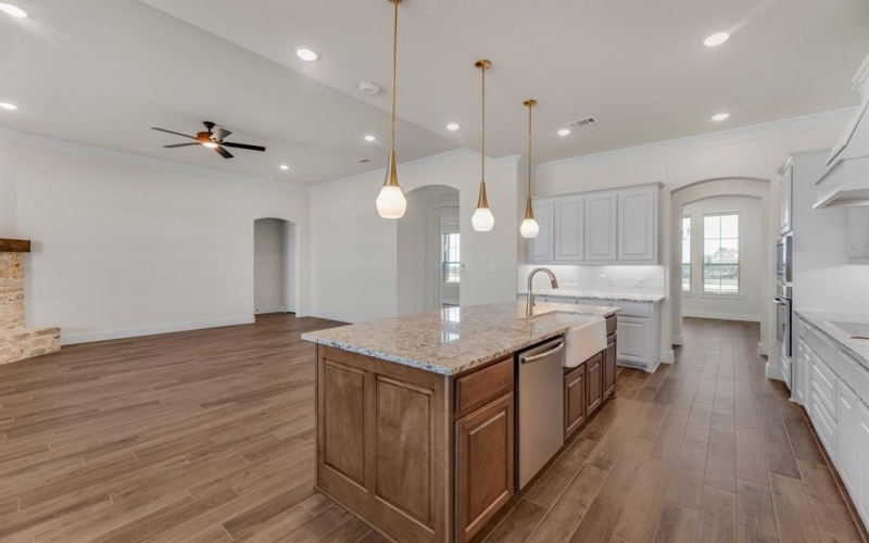 4117 Old Springtown Road, Weatherford, TX 76085, 4 Bedrooms Bedrooms, ,3 BathroomsBathrooms,Residential,For Sale,4117 Old Springtown Road,20885360