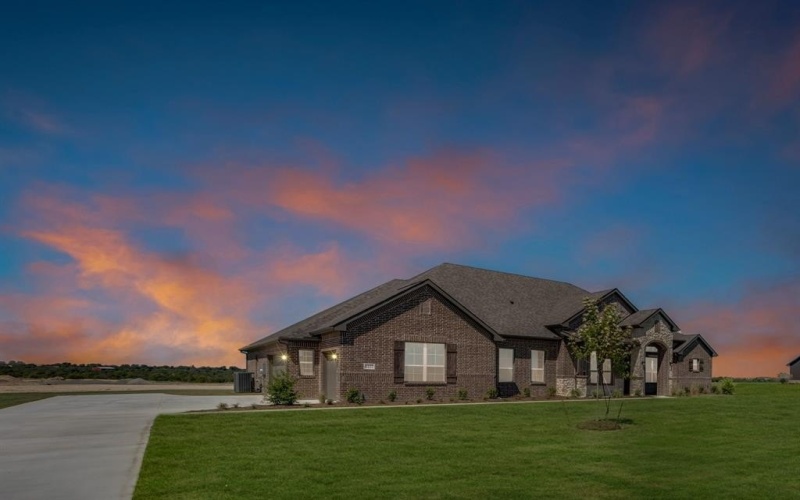 4117 Old Springtown Road, Weatherford, TX 76085, 4 Bedrooms Bedrooms, ,3 BathroomsBathrooms,Residential,For Sale,4117 Old Springtown Road,20885360