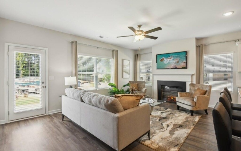 1606 Governors Boulevard, Heath, TX 75126, 3 Bedrooms Bedrooms, ,2 BathroomsBathrooms,Residential,For Sale,1606 Governors Boulevard,20875228