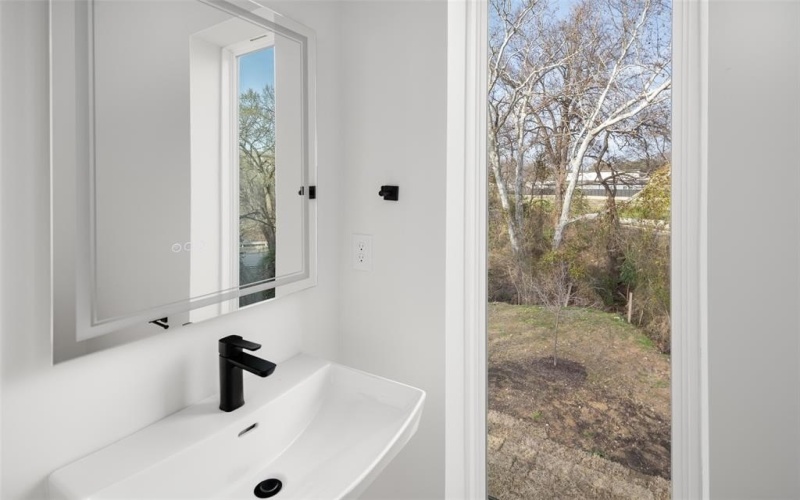 4811 Denton Drive #106, Dallas, TX 75235, 3 Habitaciones Habitaciones , ,3 BañosBaños,Residential,En Venta,4811 Denton Drive,20885428
