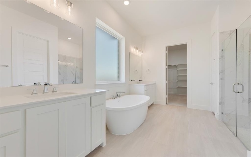 830 Montrose Drive, Rockwall, TX 75087, 5 Habitaciones Habitaciones , ,5 BañosBaños,Residential,En Venta,830 Montrose Drive,20864448
