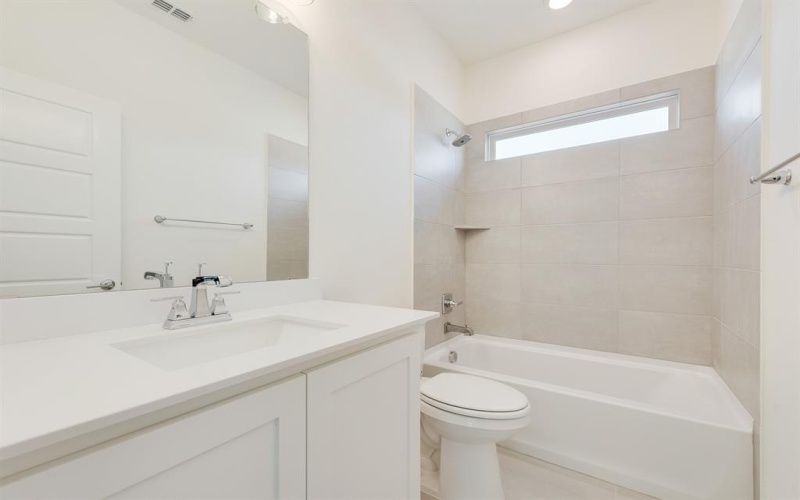 830 Montrose Drive, Rockwall, TX 75087, 5 Habitaciones Habitaciones , ,5 BañosBaños,Residential,En Venta,830 Montrose Drive,20864448