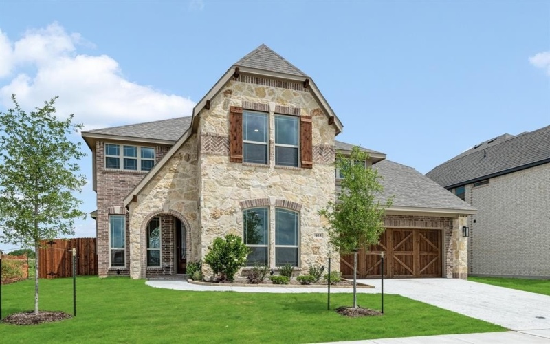 925 Cannes Drive, Red Oak, TX 75154, 4 Bedrooms Bedrooms, ,3 BathroomsBathrooms,Residential,For Sale,925 Cannes Drive,20818879