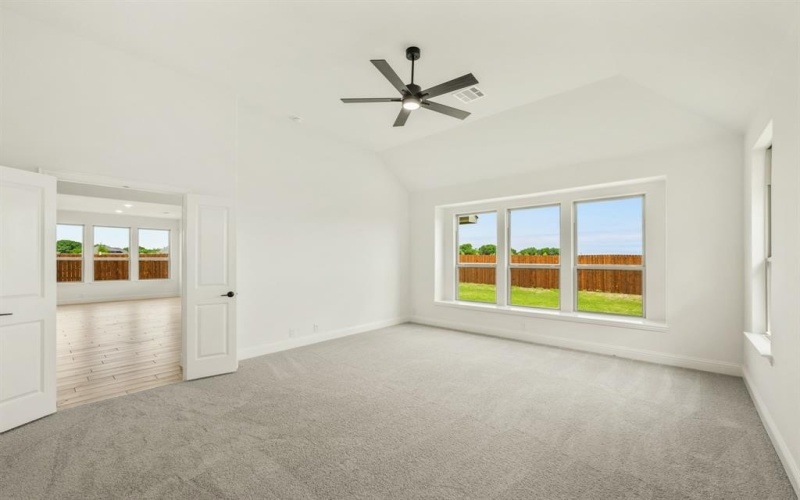 925 Cannes Drive, Red Oak, TX 75154, 4 Bedrooms Bedrooms, ,3 BathroomsBathrooms,Residential,For Sale,925 Cannes Drive,20818879