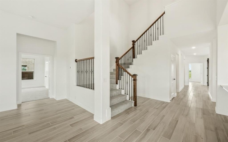 925 Cannes Drive, Red Oak, TX 75154, 4 Bedrooms Bedrooms, ,3 BathroomsBathrooms,Residential,For Sale,925 Cannes Drive,20818879
