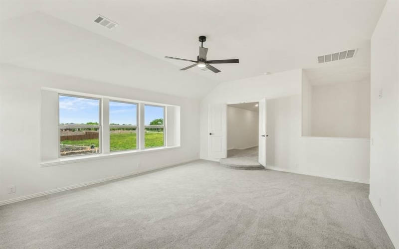 925 Cannes Drive, Red Oak, TX 75154, 4 Bedrooms Bedrooms, ,3 BathroomsBathrooms,Residential,For Sale,925 Cannes Drive,20818879