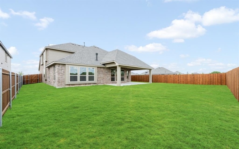 925 Cannes Drive, Red Oak, TX 75154, 4 Bedrooms Bedrooms, ,3 BathroomsBathrooms,Residential,For Sale,925 Cannes Drive,20818879