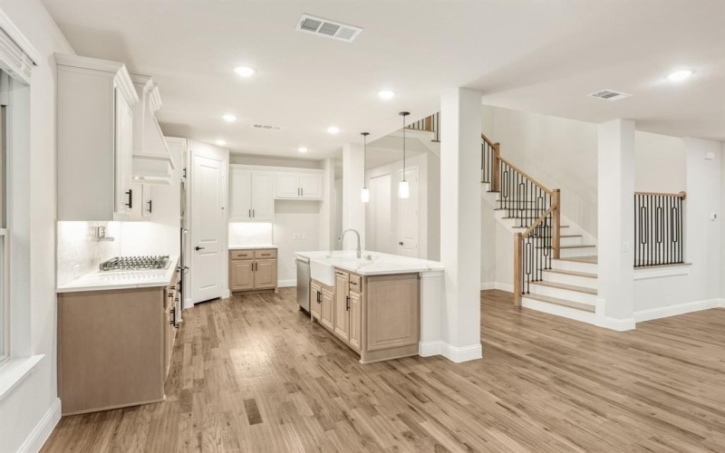 1130 Cardinal Drive, Midlothian, TX 76065, 5 Bedrooms Bedrooms, ,6 BathroomsBathrooms,Residential,For Sale,1130 Cardinal Drive,20844336