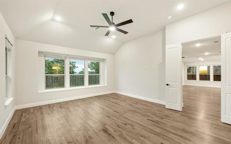 1130 Cardinal Drive, Midlothian, TX 76065, 5 Bedrooms Bedrooms, ,6 BathroomsBathrooms,Residential,For Sale,1130 Cardinal Drive,20844336