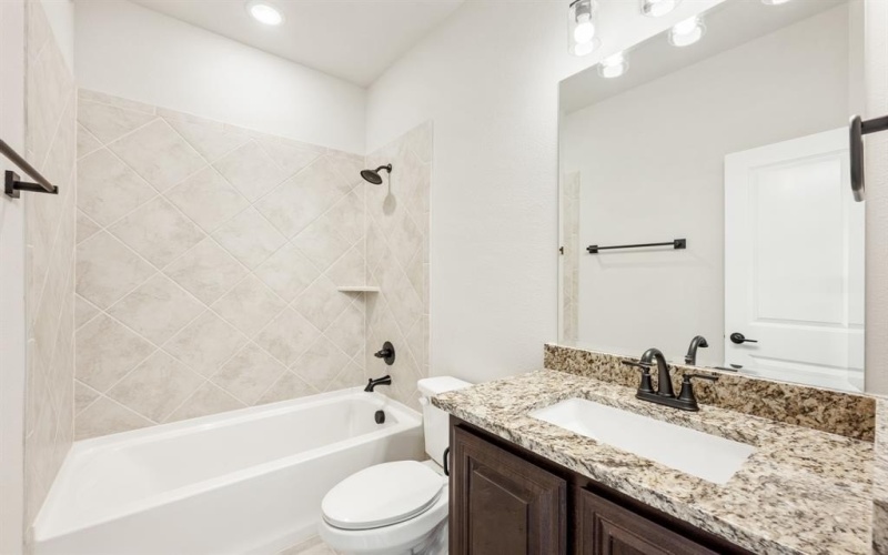 1208 Woodbine Drive, Red Oak, TX 75154, 5 Bedrooms Bedrooms, ,5 BathroomsBathrooms,Residential,For Sale,1208 Woodbine Drive,20819041