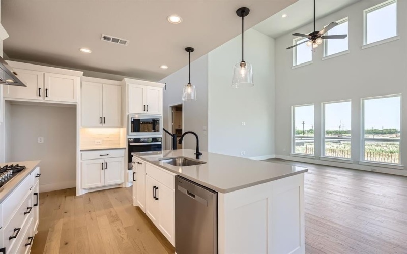 2620 Hardwood Drive, Celina, TX 75009, 4 Habitaciones Habitaciones , ,5 BañosBaños,Residential,En Venta,2620 Hardwood Drive,20883830