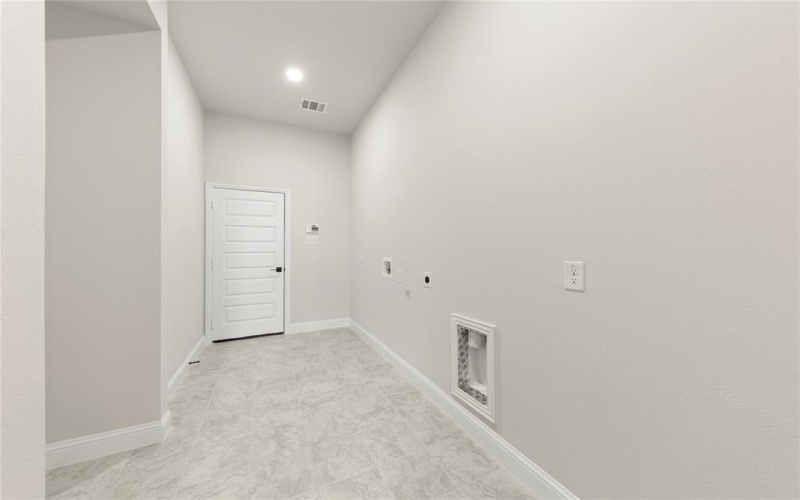 6725 Emerson Drive, Mesquite, TX 75126, 4 Habitaciones Habitaciones , ,3 BañosBaños,Residential,En Venta,6725 Emerson Drive,20847461