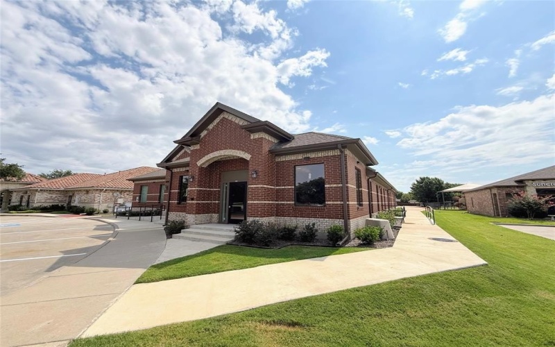 1511 W Mcdermott Drive ##210, Allen, TX 75013, ,Commercial Sale,En Venta,1511 W Mcdermott Drive,20857996