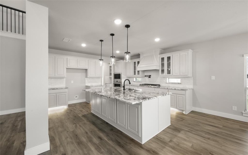 604 S Hidden Lakes Drive, DeSoto, TX 75115, 5 Habitaciones Habitaciones , ,5 BañosBaños,Residential,En Venta,604 S Hidden Lakes Drive,0,20874831