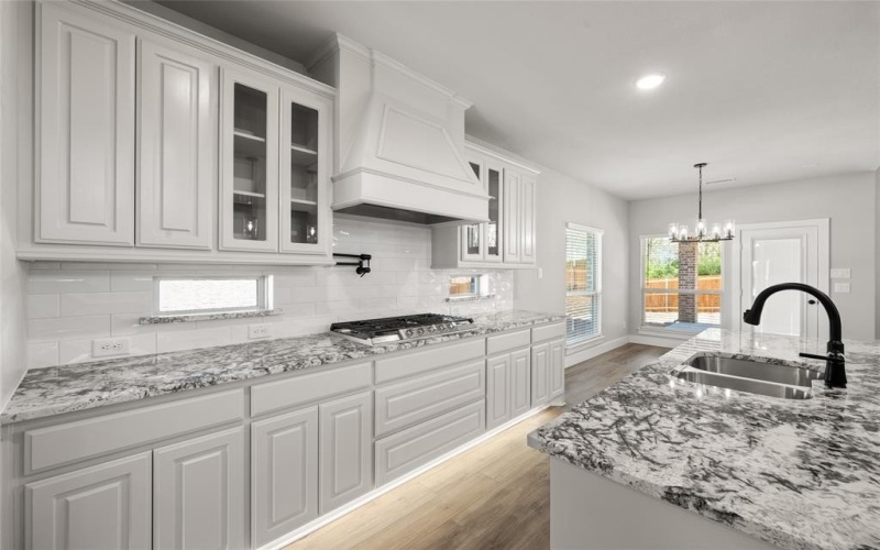 604 S Hidden Lakes Drive, DeSoto, TX 75115, 5 Habitaciones Habitaciones , ,5 BañosBaños,Residential,En Venta,604 S Hidden Lakes Drive,0,20874831